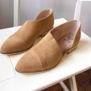 BEAST FASHION Tan Suede Flats